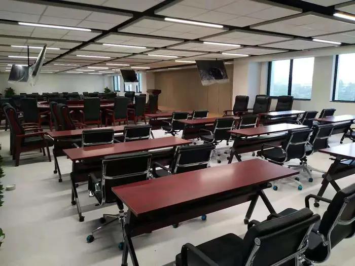 好的會議桌可以影響公司未來發(fā)展，該如何選購呢？
